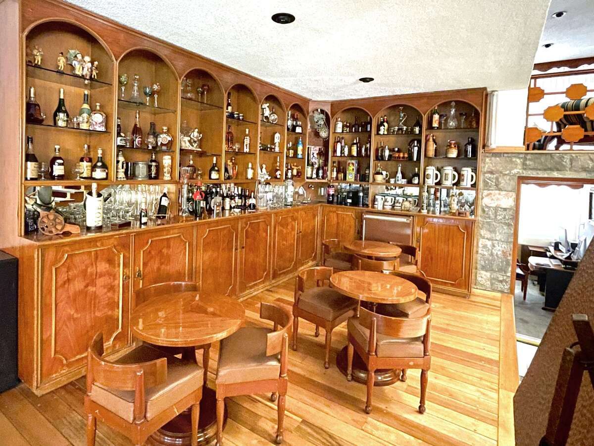 casa con vigilancia en venta en la herradura
