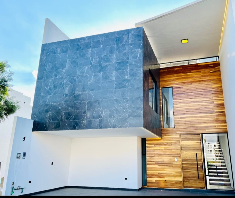 Casa en Venta en Lomas de Angelopolis