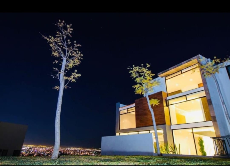 Casa En Venta En Lomas De Angelopolis