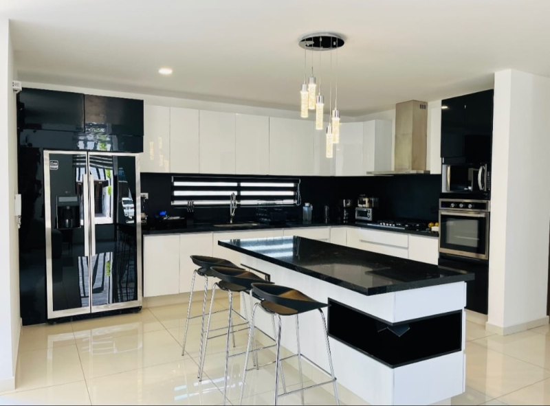 Casa En Venta En Lomas De Angelopolis