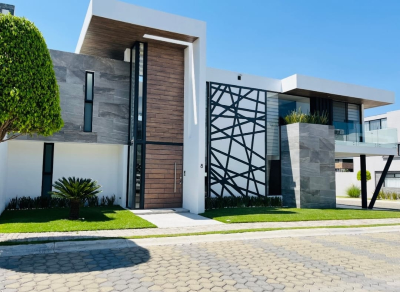 Casa En Venta En Lomas De Angelopolis