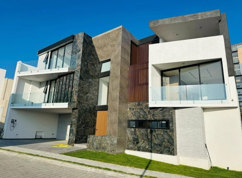 Casa en Venta en Lomas de Angelopolis