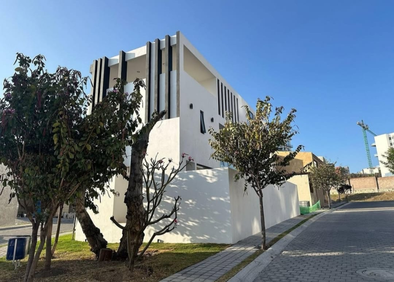 Casa En Venta En Lomas De Angelopolis
