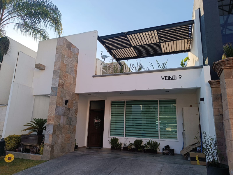 Casa en Venta en Lomas de Angelopolis