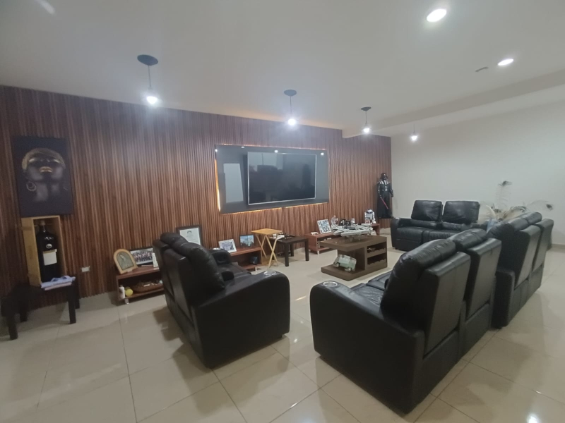 Casa En Venta En Lomas De Angelopolis