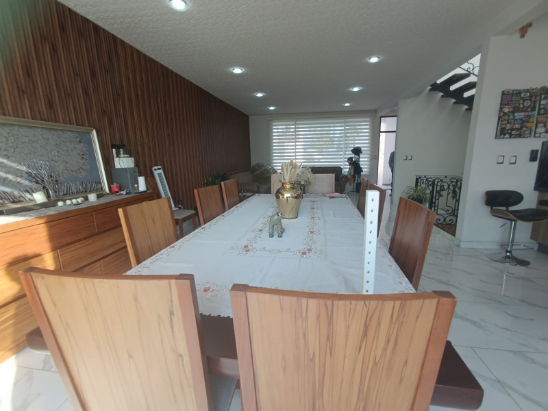Casa En Venta En Lomas De Angelopolis
