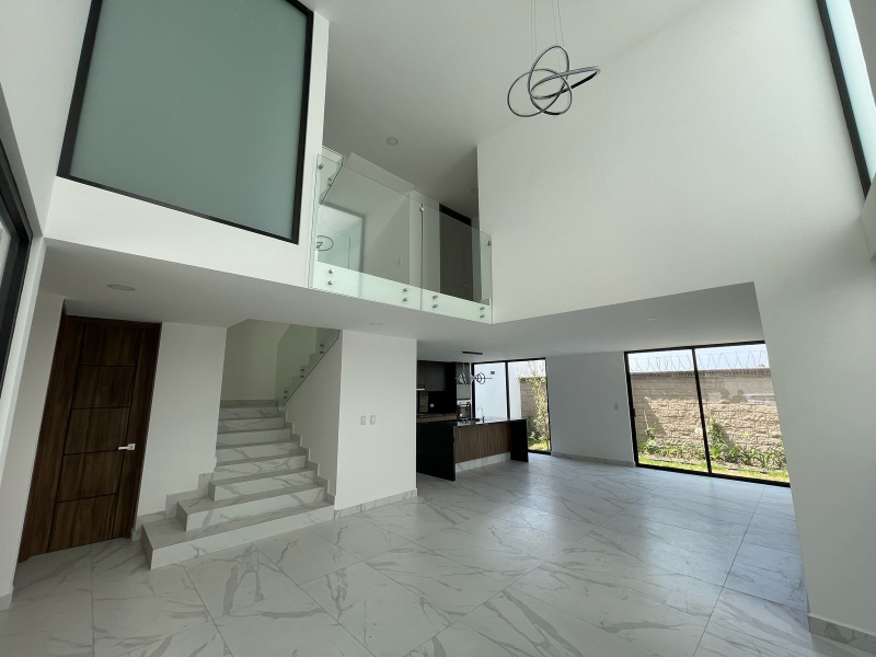 Casa En Venta En Lomas De Angelopolis