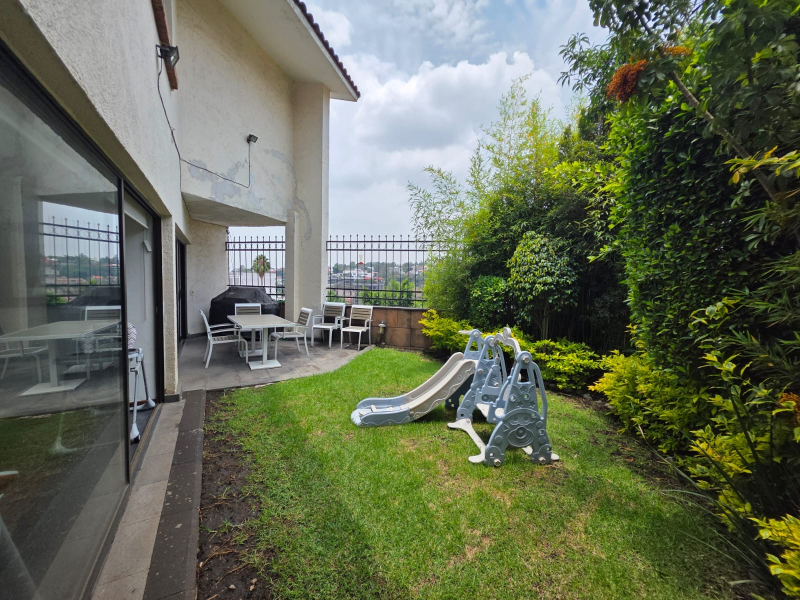 Casa En Venta En Lomas De Tecamachalco Bosques I Y II