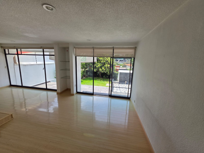 Casa En Venta En Lomas De Tecamachalco