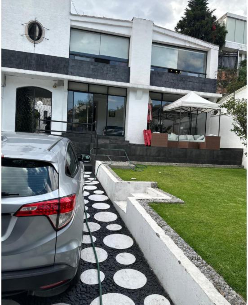 Casa En Venta En Lomas De Tecamachalco