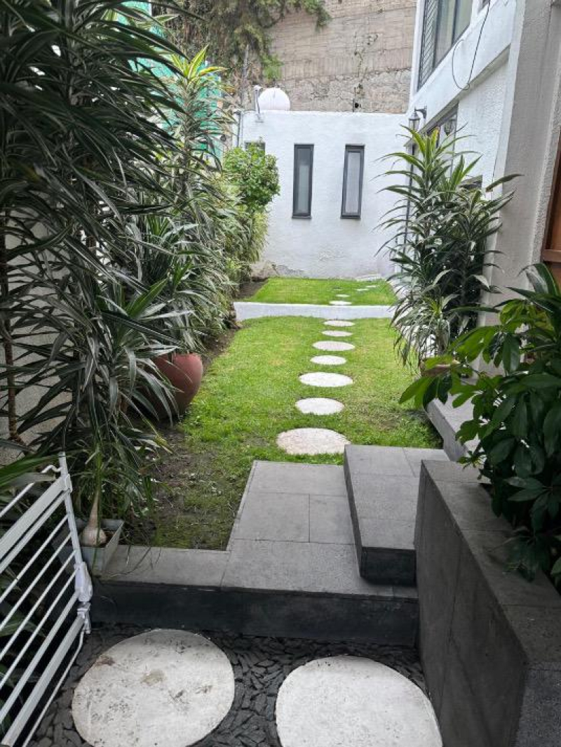 Casa En Venta En Lomas De Tecamachalco