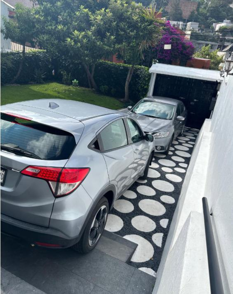 Casa En Venta En Lomas De Tecamachalco