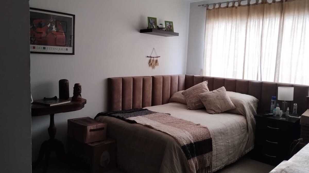 VENTA CASA EN LOMAS DEL CHAMIZAL