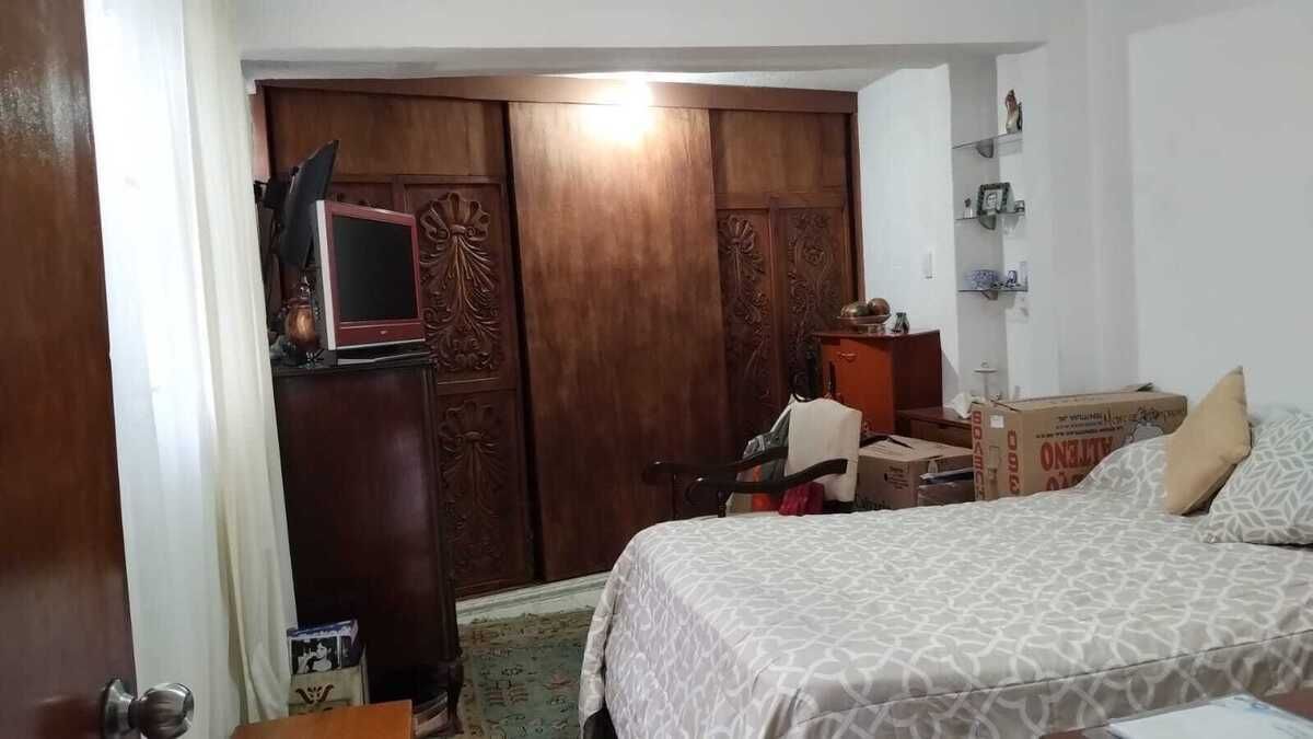 VENTA CASA EN LOMAS DEL CHAMIZAL