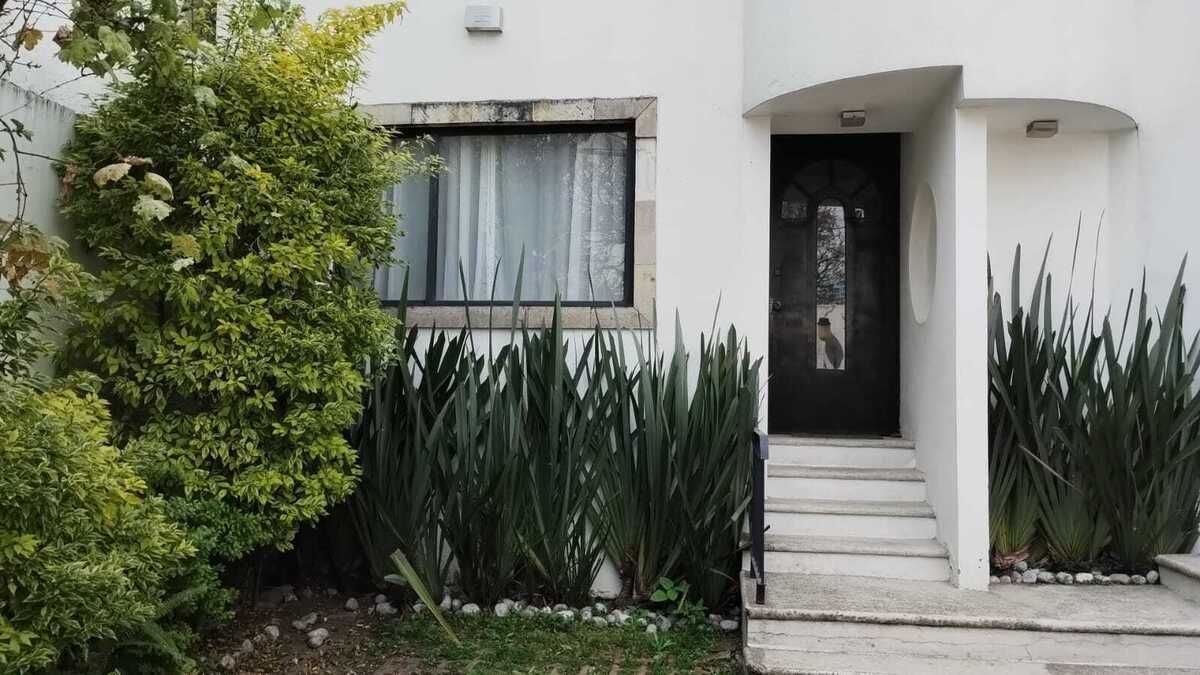VENTA CASA EN LOMAS DEL CHAMIZAL