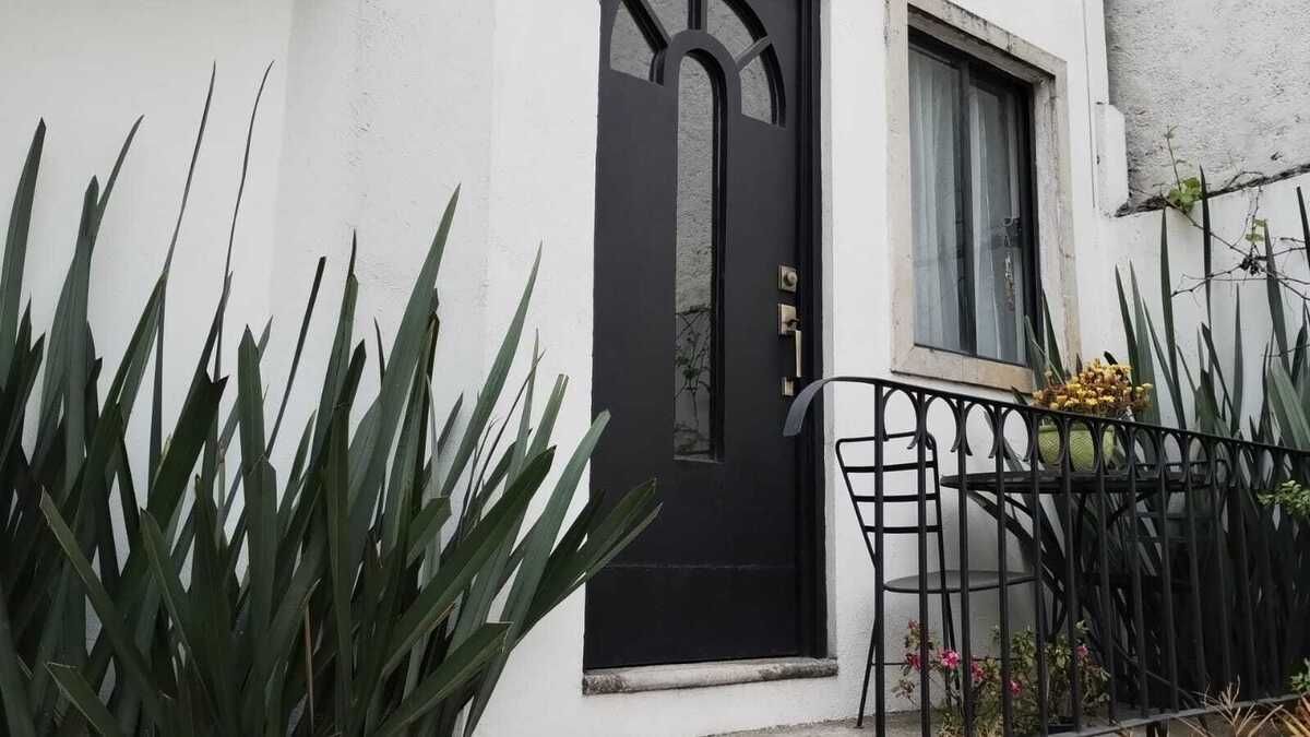VENTA CASA EN LOMAS DEL CHAMIZAL