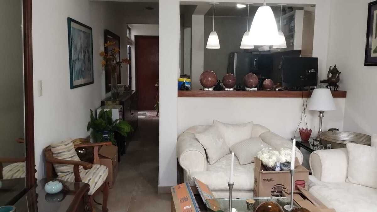 VENTA CASA EN LOMAS DEL CHAMIZAL