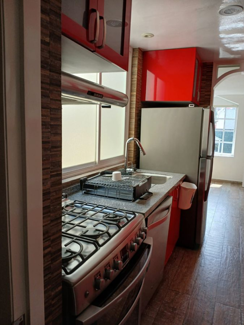 Venta  De Exclusivo Departamento En Pedregal 2, Florencia Piso 5