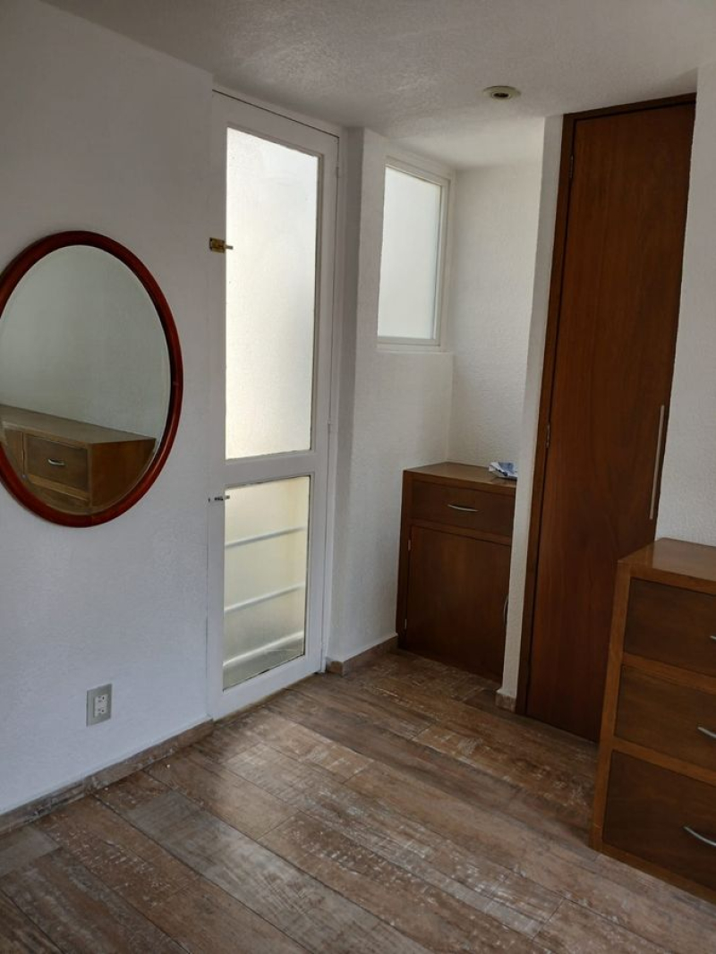 Venta  De Exclusivo Departamento En Pedregal 2, Florencia Piso 5