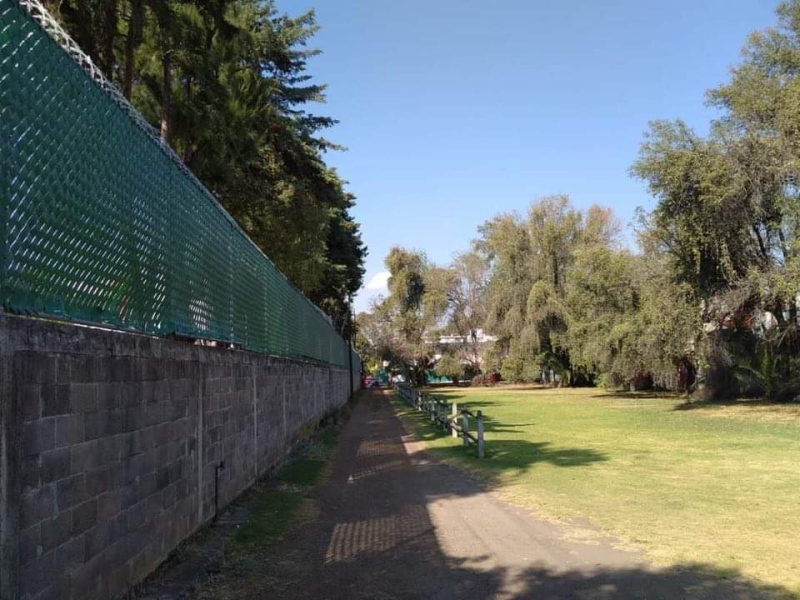   �??TERRENO EN VENTA EN AV DEL PASEO, COL�?N, ECHEGARAY�?�