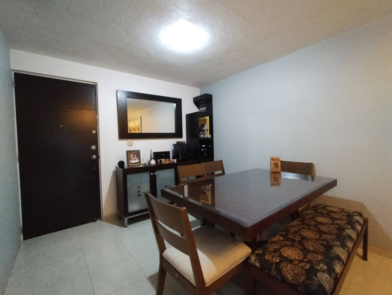 Venta Departamento En Colonia Alamos, 3 Recamaras