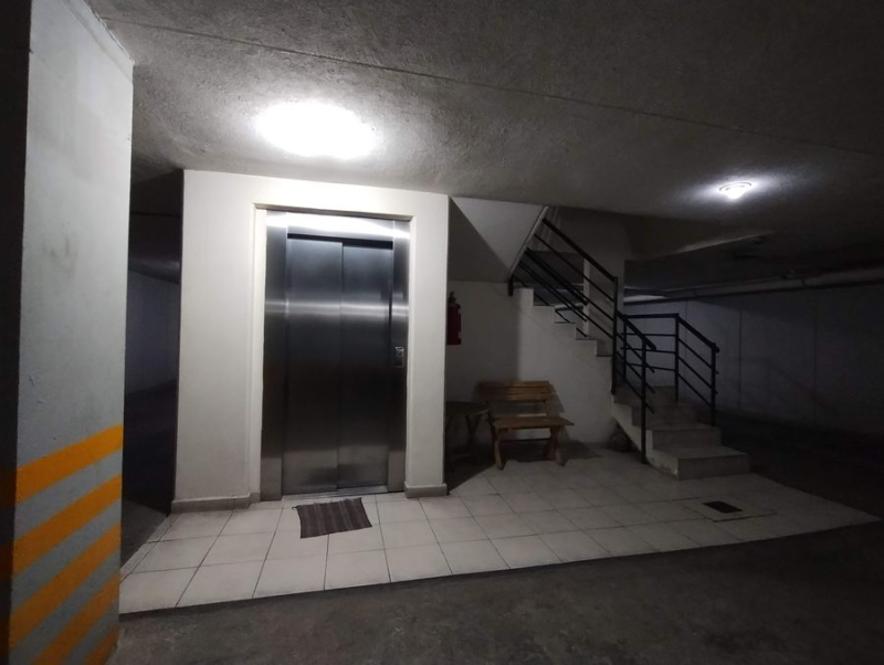 Venta Departamento En Colonia Alamos, 3 Recamaras