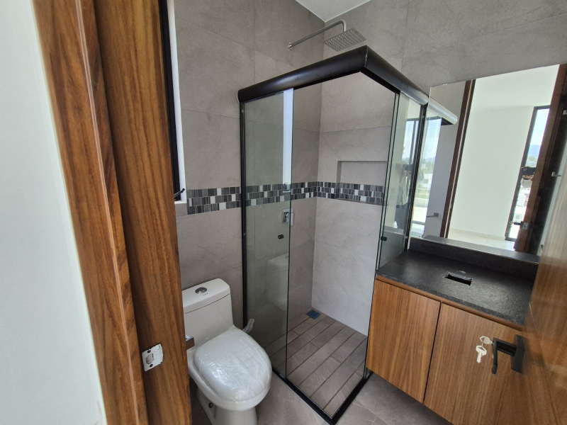Casa Nueva En Venta En Bosques Vallarta Dentro De Coto