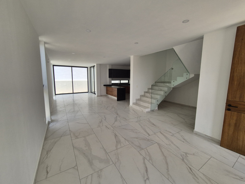 Casa Nueva En Venta En Bosques Vallarta Dentro De Coto