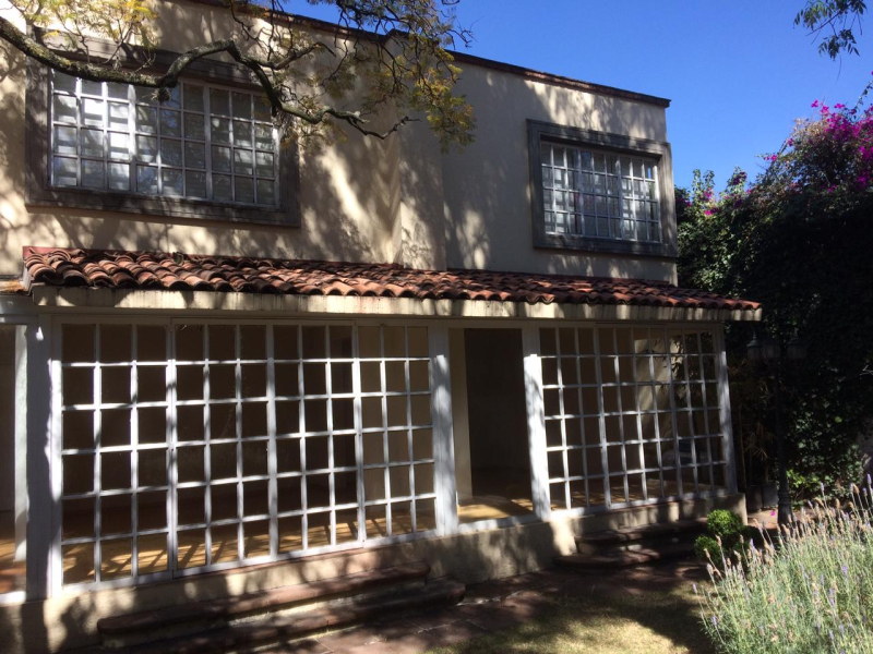 Casa En Venta En Lomas De Chapultepec