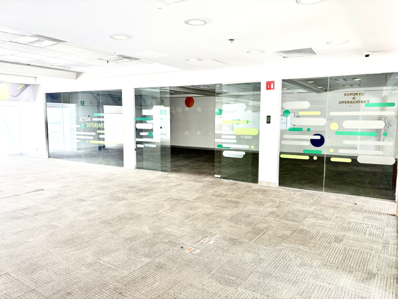 OFICINA EN RENTA EN LOMAS DE BEZARES.