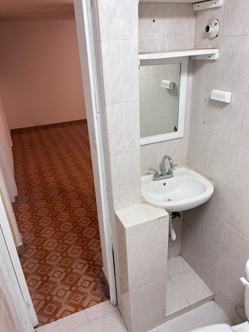 Venta De Departamento En Unidad Habitacional Tlayapa, Tlalnepantla 