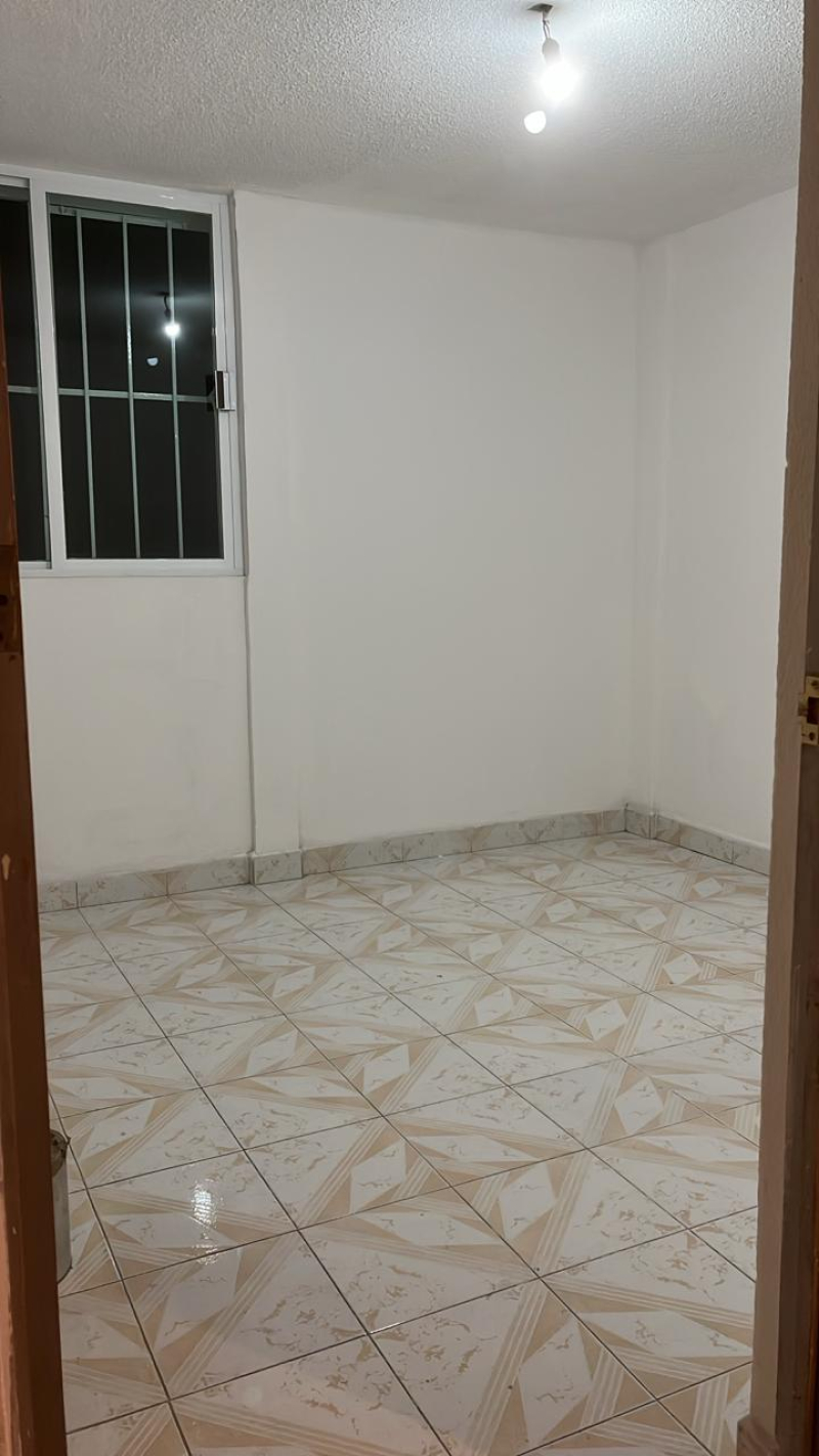 Venta De Departamento En Unidad Habitacional Tlayapa, Tlalnepantla 