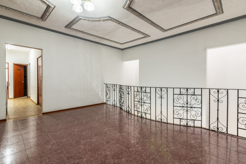 Casa con uso de suelo para oficinas en venta o renta, Del Valle Centro