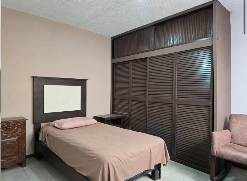 Casa En Venta En Colinas De Las Águilas