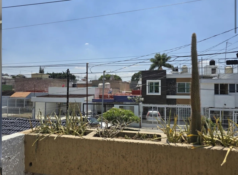 Casa En Venta En Colinas De Las Águilas