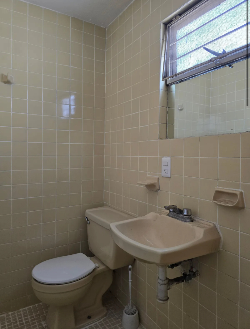 Casa En Venta En Colinas De Las Águilas
