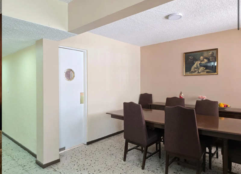 Casa En Venta En Colinas De Las Águilas