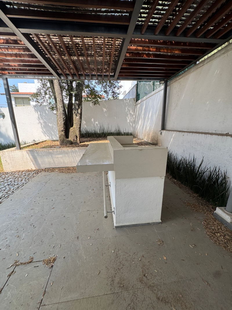 Casa En Condominio En Venta En Lomas De Valle Escondido