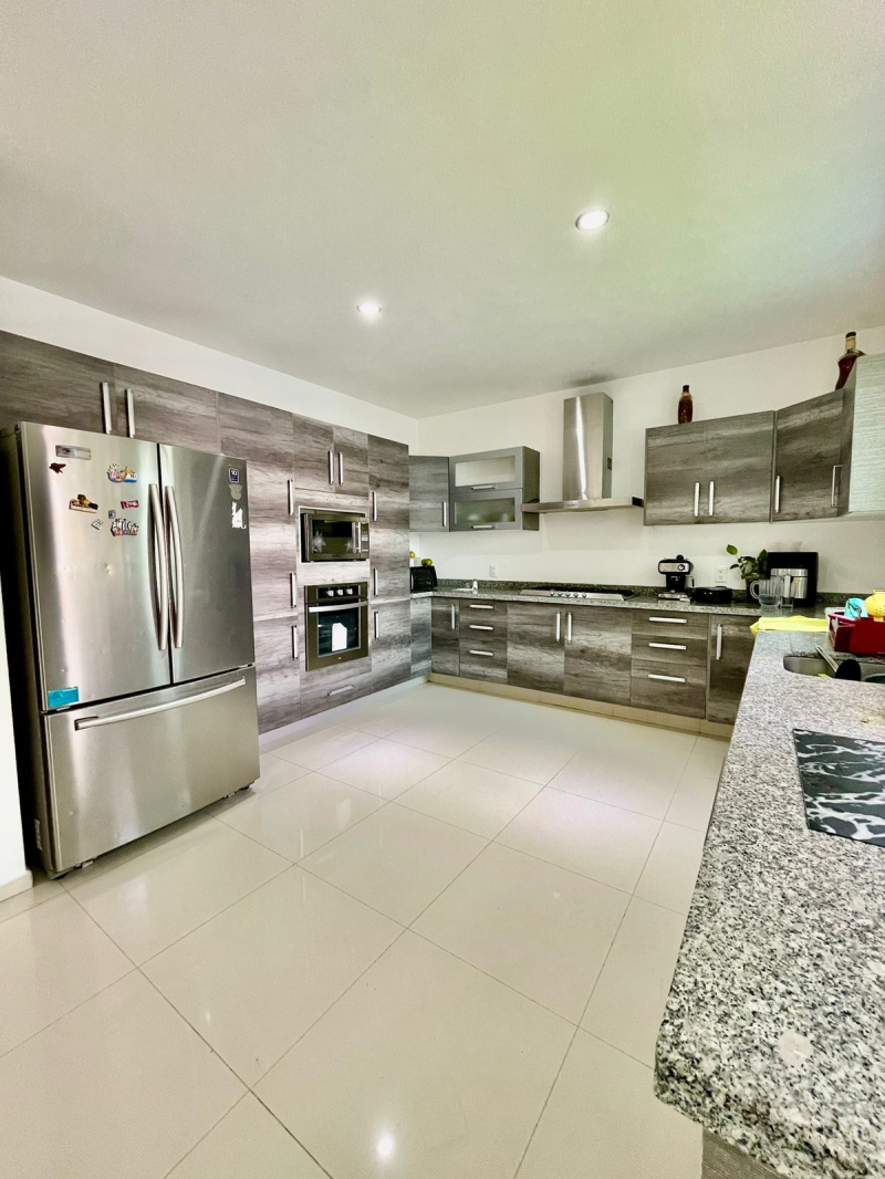 Casa En Condominio En Venta En Lomas De Valle Escondido