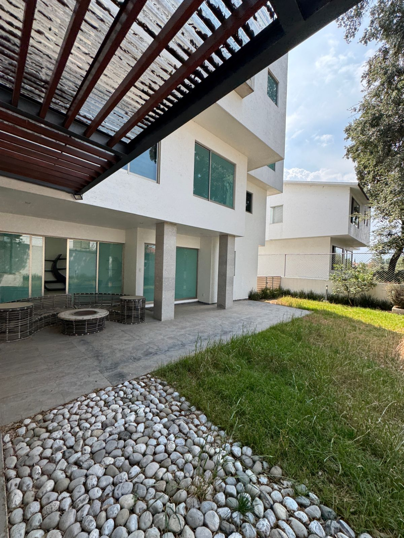 Casa En Condominio En Venta En Lomas De Valle Escondido