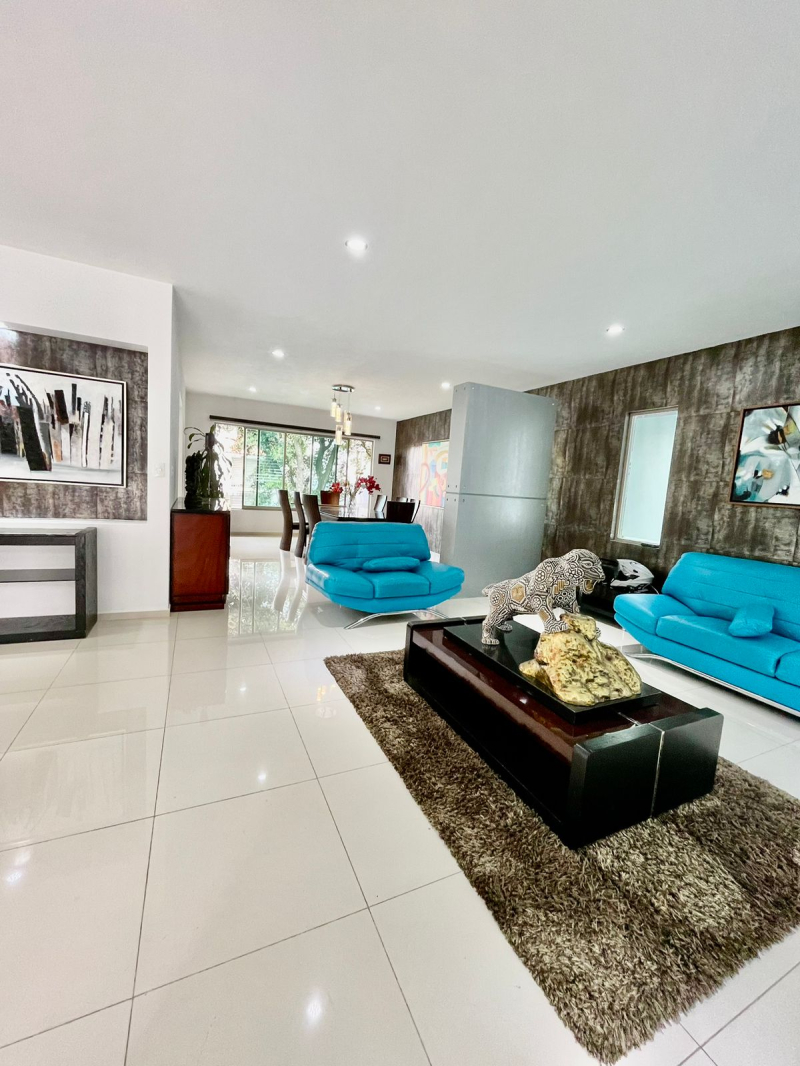 Casa En Condominio En Venta En Lomas De Valle Escondido