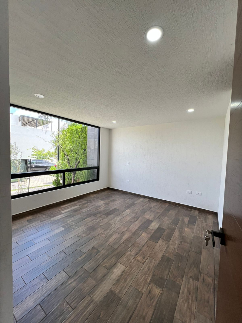 Casa En Venta En Lomas De Angelopolis