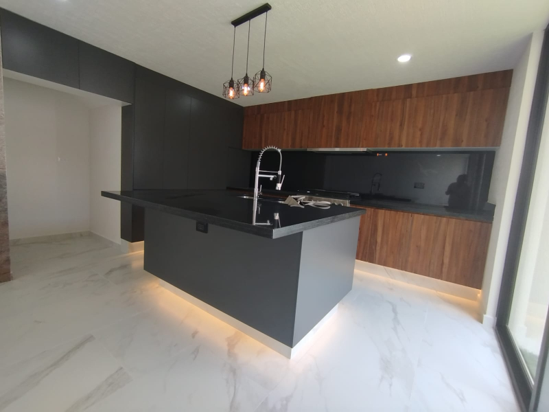 Casa En Venta En Lomas De Angelopolis