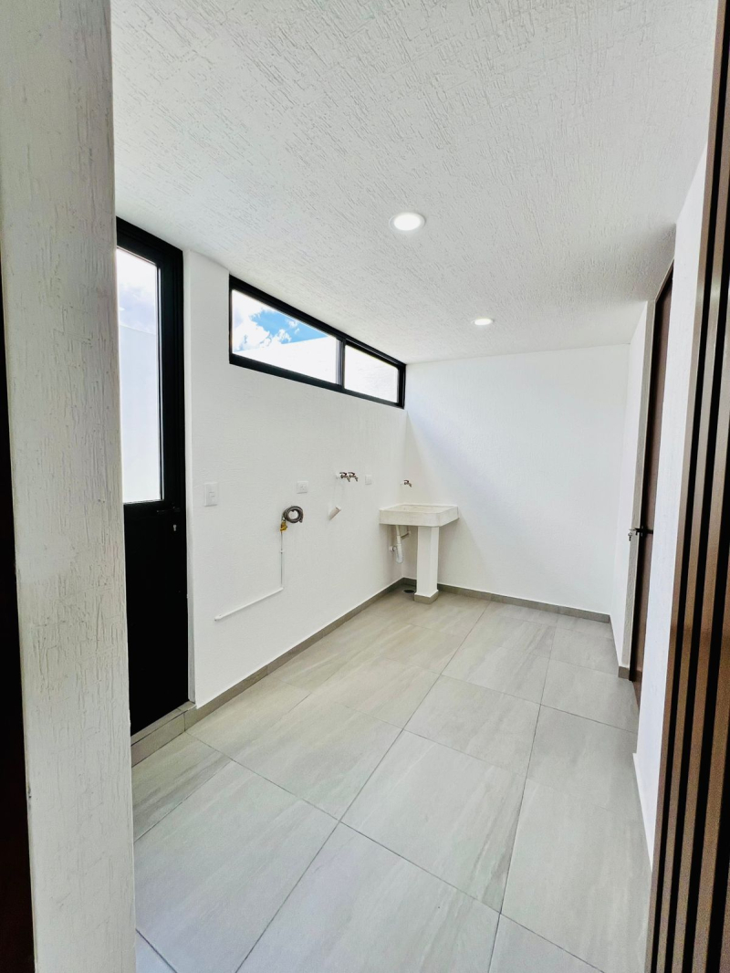 Casa En Venta En Lomas De Angelopolis