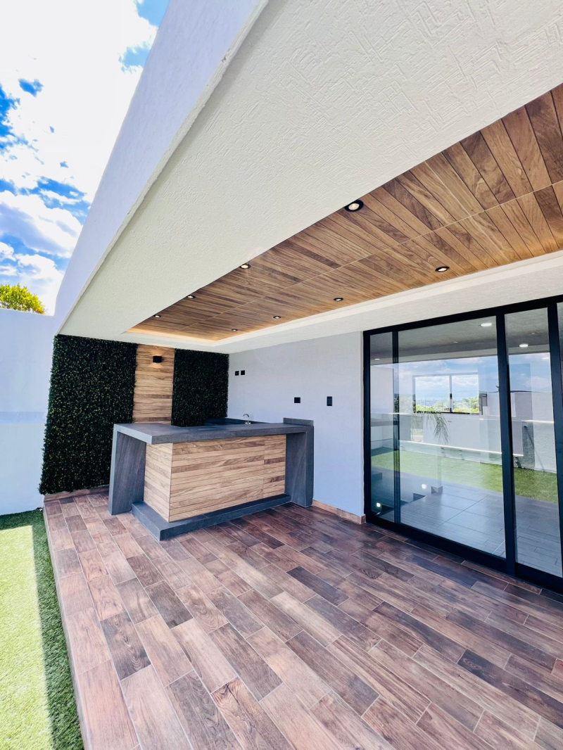 Casa En Venta En Lomas De Angelopolis
