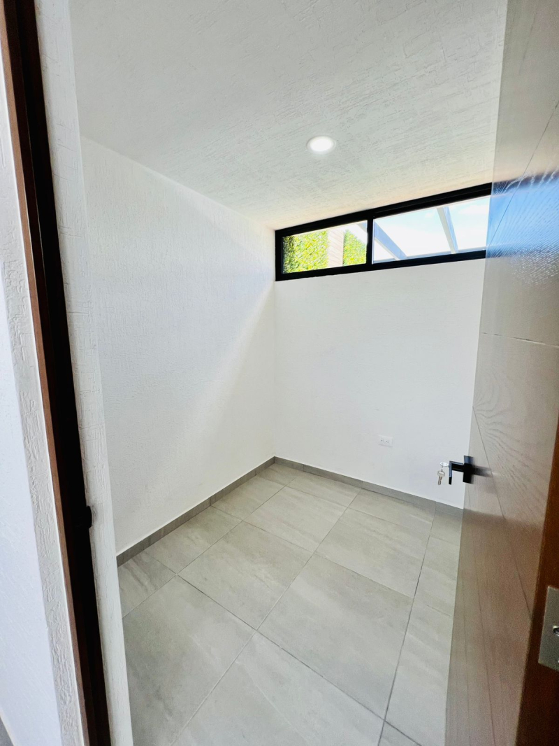 Casa En Venta En Lomas De Angelopolis