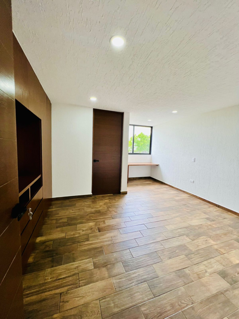 Casa En Venta En Lomas De Angelopolis