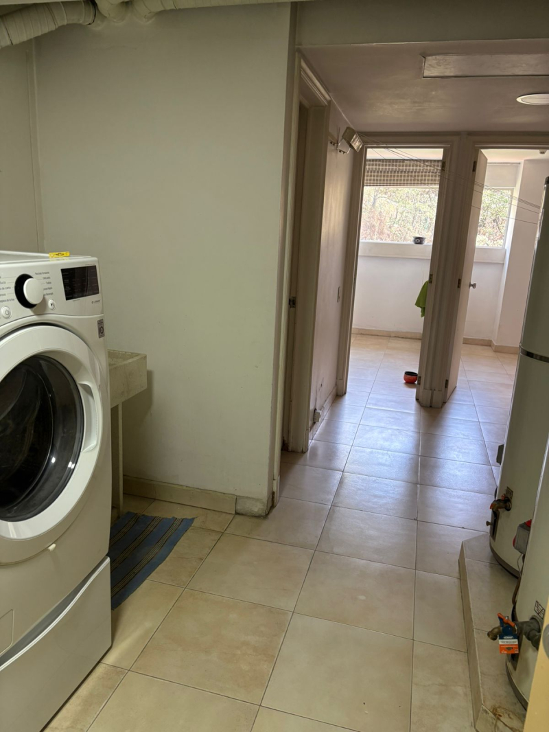 Departamento En Venta  En Lomas Country  Club