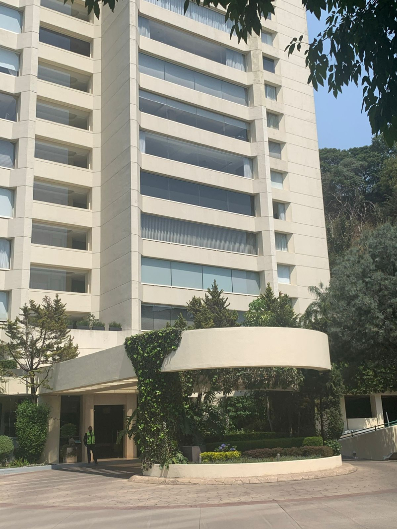Departamento En Venta  En Lomas Country  Club