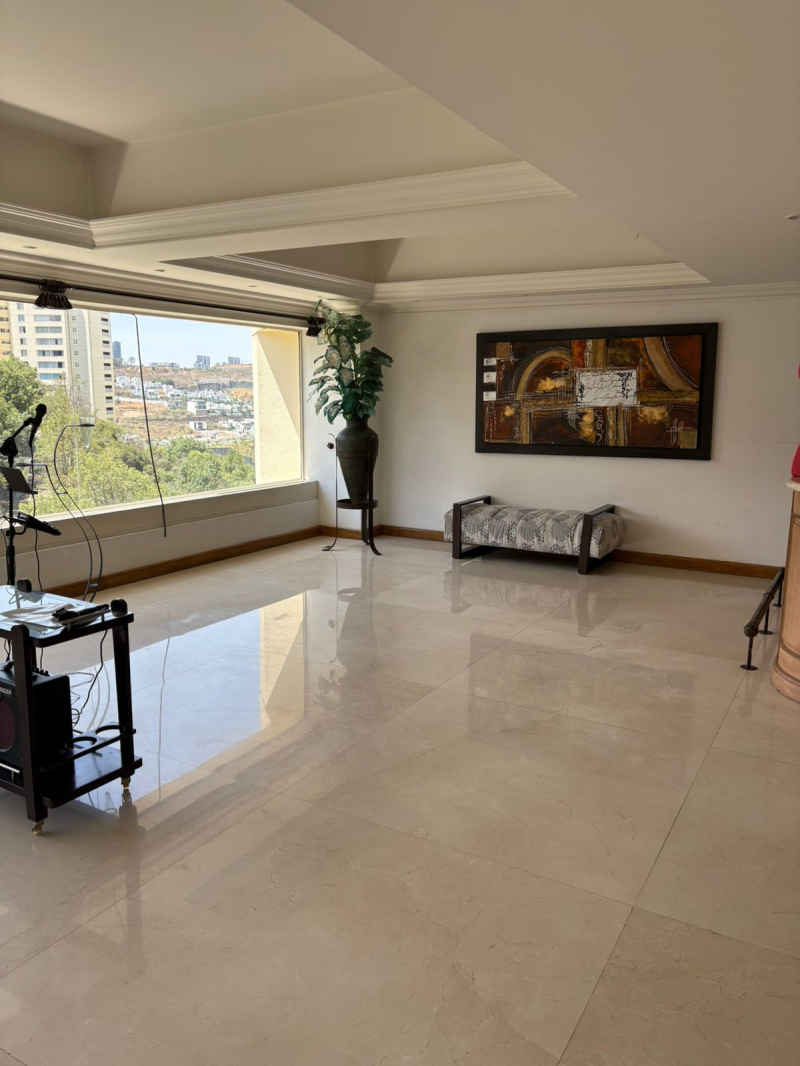 Departamento en venta  en Lomas Country  Club